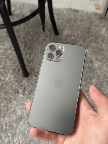 чехлы для айпад: IPhone 12 Pro, Колдонулган, 256 ГБ, Күмүш, Каптама, 78 %