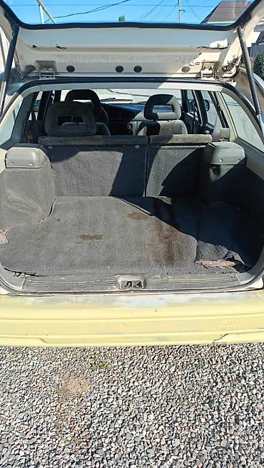 Mazda 626: 1988 г., 2.2 л, Механика, Бензин, Универсал