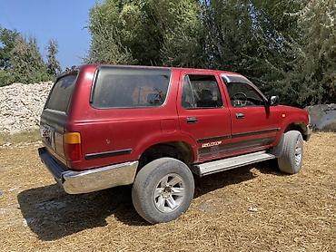 решетка спарк: Toyota Hilux Surf: 1995 г., 3 л, Автомат, Дизель, Внедорожник — 3