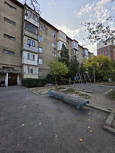 studio apartment: 1 комната, 32 м², Индивидуалка, 5 этаж, Требуется ремонт — 1