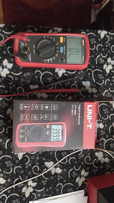 duş: UNI-T UT136B+ rəqəmsal multimetr Xüsusiyyətlər: - 4000 count LCD — 2