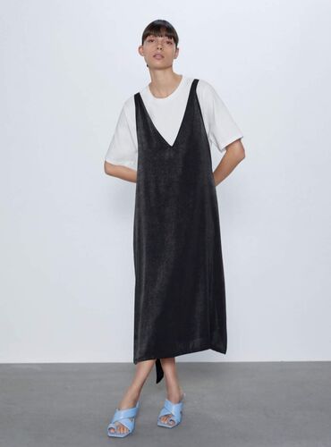heppening haljina: Zara XL (EU 42), bоја - Crna, Drugi stil, Kratkih rukava