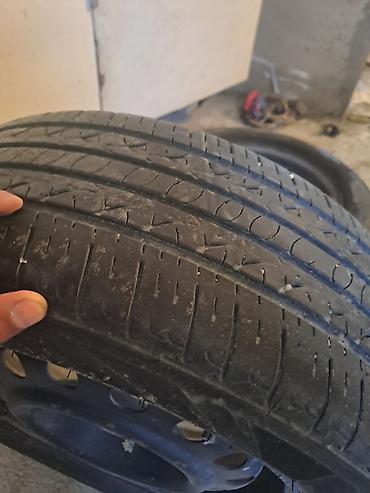 hundai ix35: İşlənmiş Disk təkər Hyundai 195 / 65 / R 15, 5 Boltlu — 2