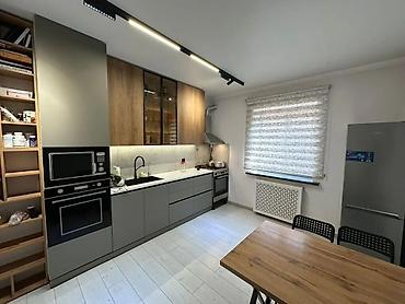 Үйлөр: 4 бөлмө, 200 м², 5 соток, Бишкек, Ак-Өргө ж/м Кыймылсыз мүлк агенттиги — 8