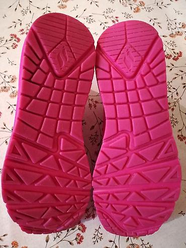 moje krp: Kvalitetne zenske patike poznate marke Skechers. Patike su malo nosene — 5