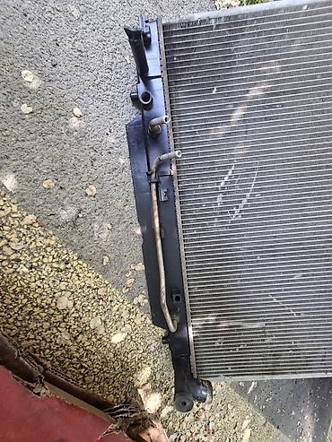 vaz radiator: Avtomobil radiatoru – Toyota RAV4 2002 üçün - Ehtiyat hissəsi nömrəsi — 4
