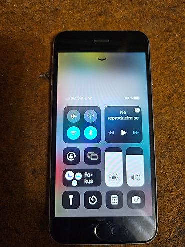 Apple iPhone: Apple iPhone 6s, 16 GB, Space Gray Telefon je potpuno ispravan sa 16 — 9