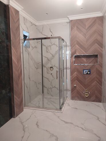 Duş kabinaları, arakəsmələr: Yeni Arakəsmə, Künc üçün, Ödənişli çatdırılma — 9