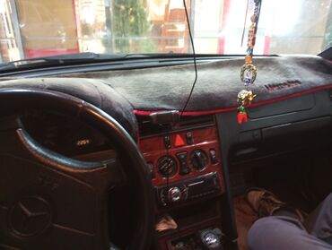 Mercedes-Benz: Mercedes-Benz C-Class: 2 l | 1997 il Sedan — 8