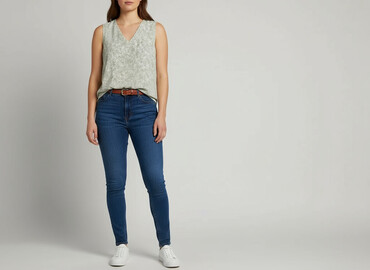 modne bluzki plus size: Жіноча блуза, розмір XL