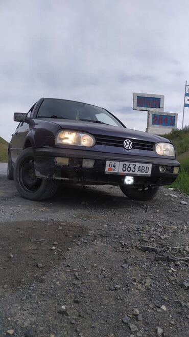 Volkswagen: Volkswagen Golf: 1994 г., 2 л, Механика, Бензин, Хэтчбэк