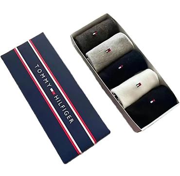 tommy sinny: Мужские тонкие спортивные носки бренда Tommy Hilfiger, в упаковке — 2