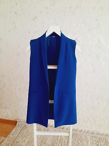 Futbolka və maykalar: Məhsul: 2 ədəd qadın bluz/don üstü 1) Kobalt mavi, güllü naxışlı — 18