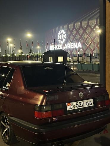 2107 2011: Volkswagen Vento: 1994 г., 1.8 л, Механика, Бензин, Седан — 1