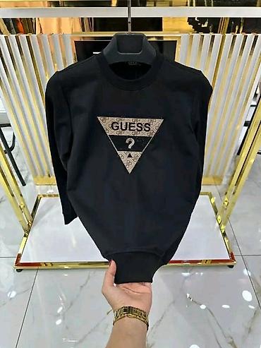 prada duks: Muski Kvalitetan Duks 
Cena: 3000dinara
Velicine: S,M,L,XL,XXL
PM✨ — 2