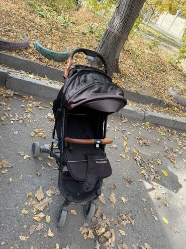 продаю детский коляска: Балдар арабасы, түсү - Кара