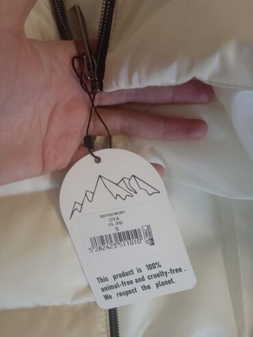 Kurtkalar: YENİDİR, etiketi üzərindədir 
Türkiyə istehsalı 
Ölçüsü - S — 6