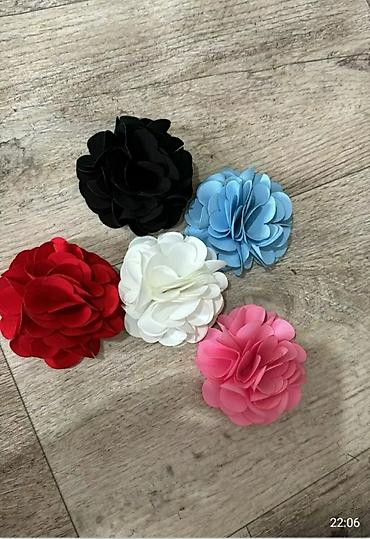 Другие специальности: Принимаю заказы на изготовление цветов из ткани любой сложности — 24