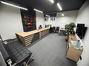 обмен на погрузчик: Сдаю The entire office: Сдаю Банковское отделение, Колл-центр, Нотариус, 25 м², В административном здании, С ремонтом, 1 линия — 1