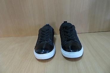 converse zenske: MICHAEL KORS br 40 fantasticne patike kao nove mozdadva puta — 2