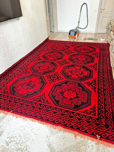 Ковры и паласы: Лейлек килеми . Размери узуну -3.60. Туурасы-2,50. Баасы келишим — 1