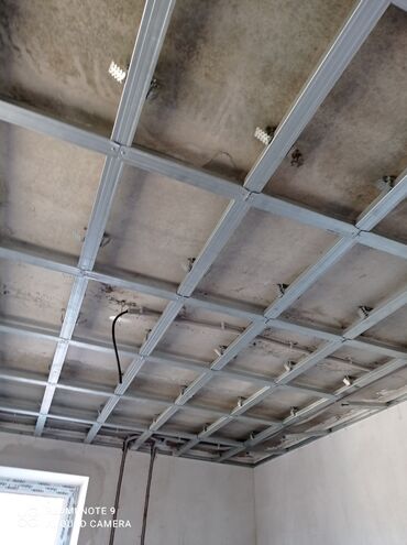 Другие стройуслуги: Кладка, Штукатурка утипления,крыша,брусчатка, стяжка,региля, бетонные — 9