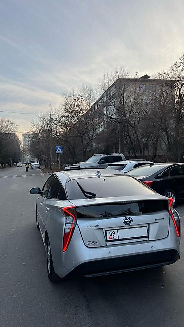 Toyota: Toyota Prius: 2018 г., 1.8 л, Вариатор, Гибрид, Седан — 3