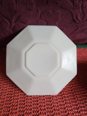 Kuhinjski setovi: Soljice nove vintaz od arkopala francuske. Komada 6 u ceni na lalafo.rs — 12 Kuhinjski setovi: Soljice nove vintaz od arkopala francuske. Komada 6 u ceni — 12