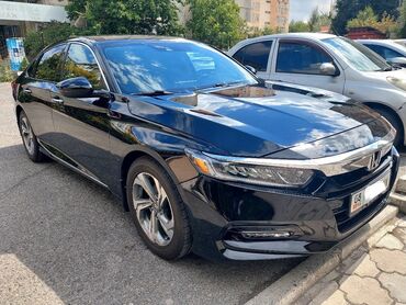 продаю хонда акорд: Honda Accord: 2018 г., 1.5 л, Автомат, Бензин, Седан