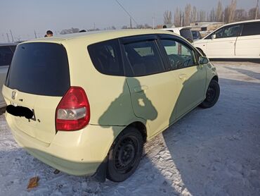 стекло для авто: Honda Fit: 2002 г., 1.3 л, Автомат, Бензин, Хэтчбэк