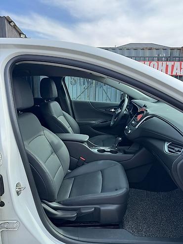 pontiac sunfire: Chevrolet Malibu: 2019 г., 1.3 л, Автомат, Бензин, Седан — 10