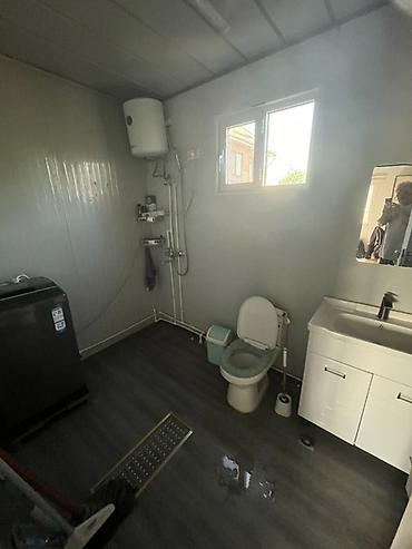 Продажа коттеджей и домов: 6 комнат, 130 м², 4 соток, Бишкек, Собственник — 9