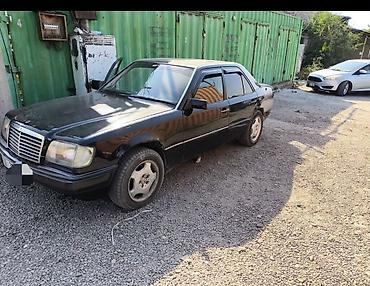 Mercedes-Benz E-Class: 1995 г., 3.2 л, Автомат, Бензин, Седан