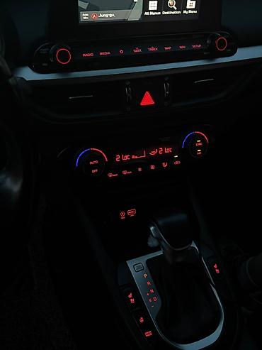 серый gac aion s: Kia Cerato: 2020 г., 1.6 л, Автомат, Бензин, Седан — 10