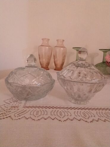 Digər dəstlər və servizlər: Şüşə məmulatlar dəsti - Yaşıl rəngli ayaqlı meyvə/şirniyyat qabı — 5