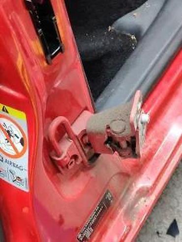 Car Parts: Golf 6 šarke vrata. Golf 6 šarke vrataOriginalni delovi Moguca — 1