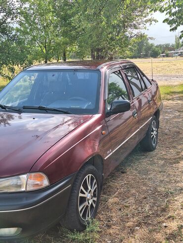 запчасти опель омега б: Daewoo Nexia: 1999 г., 1.5 л, Механика, Бензин, Седан