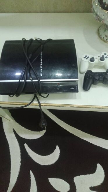 PS3 (Sony PlayStation 3): Satiram tam iwlek vezyetdedir .evde özüm ucun arada oynuyurdun .2eded