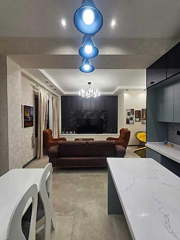 kiraye ev ecemide: İcarəyə verilir 3 otaqlı yeni tikili 90 m², Ağ şəhər q. 2 500 AZN/ay — 6