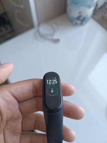 зарядка mi band 4: Mi band 4
Зарядка в подарок