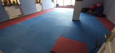 Maskalar, eynəklər: Təzə 2 tərəfli tatami, 46 kv tam + 7 yarı kəsilmiş. 1 kv 20 azn