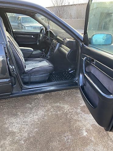 Audi: Audi 100: 1991 г., 2.3 л, Механика, Бензин, Седан — 12