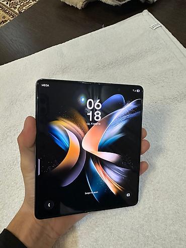 Samsung: Samsung Galaxy Fold 4, Б/у, 512 ГБ, цвет - Черный, 2 SIM — 2