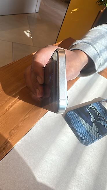 Мобильные телефоны: IPhone 15 Pro, Б/у, 256 ГБ, Белый, Защитное стекло, Чехол, 85 % — 7