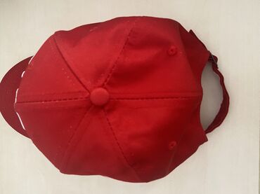 Другие аксессуары для мобильных телефонов: Продам новую кепку размер 58. Цена 1500 сом — 4