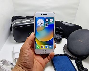 Apple iPhone: IPhone 8, Б/у, 64 ГБ, Золотой, Зарядное устройство, 100 % — 13