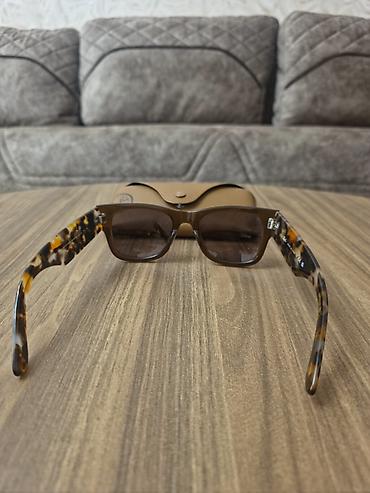 mega essentials: Ray-Ban Mega Wayfarer RB0840S gün eynəyi - Rəng və material — 3
