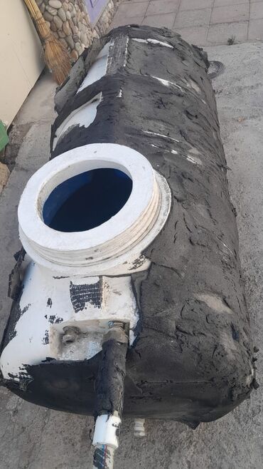 Digər tikinti materialları: Çən, veziyyəti yaxşıdır. Həcmi 500 litr. Yerləşir 20ci sahədə. 50 azn