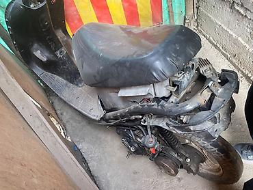 мопед запчасти: Скутер 50–80 см³ (карбюраторный) — база под восстановление или на — 1