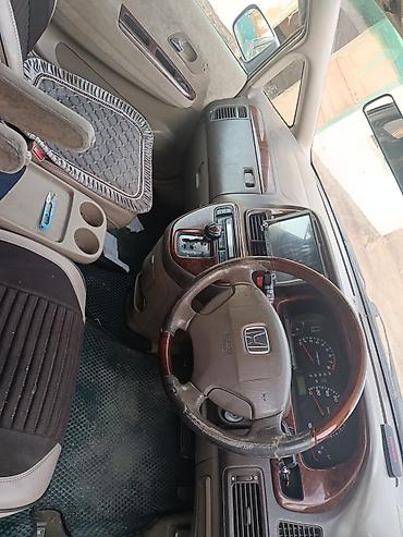 Продажа авто: Honda Odyssey: 2000 г., Автомат, Бензин, Минивэн — 4